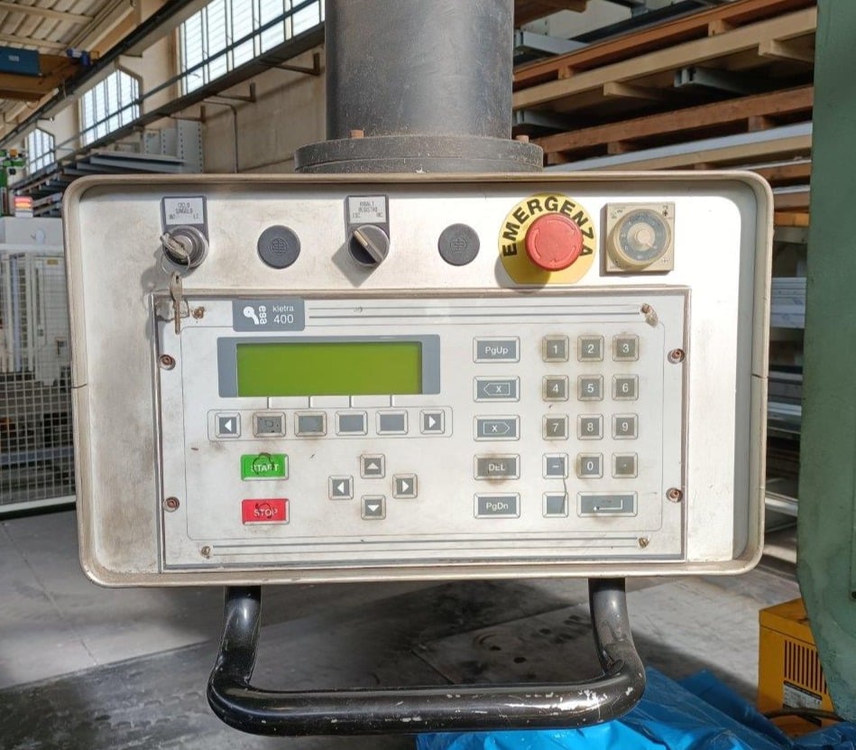 CBC ID 2 6000 x 8  1999